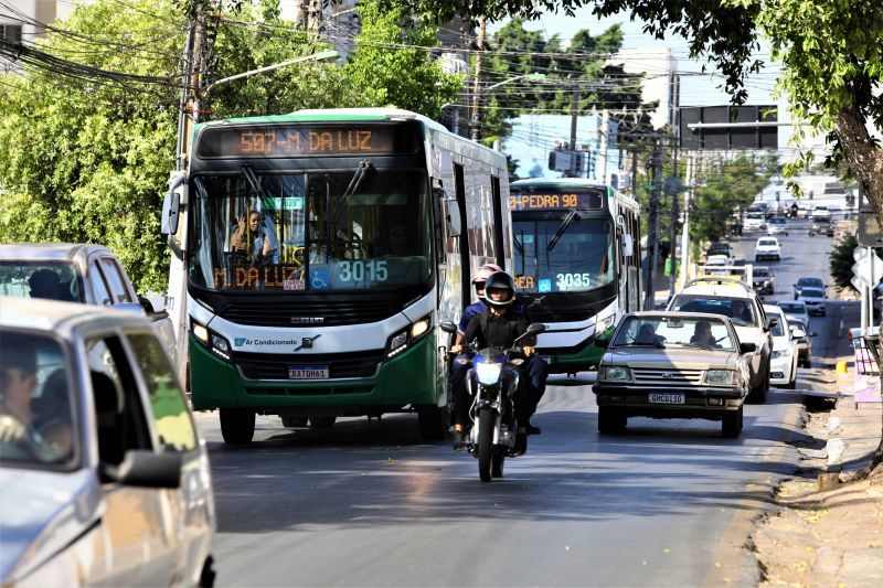 Veja horários de funcionamento das faixas exclusivas de ônibus na