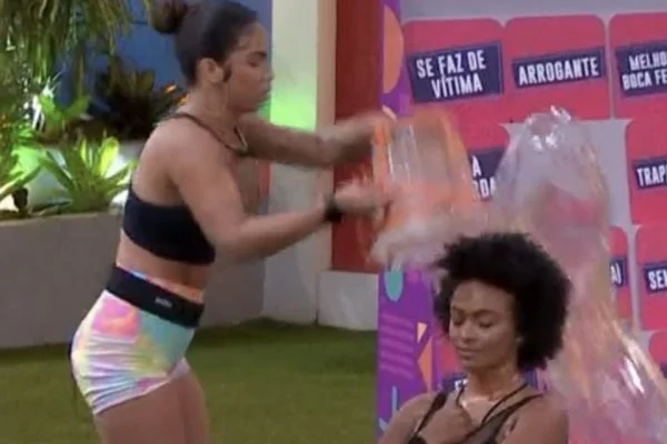 Maria é expulsa do BBB